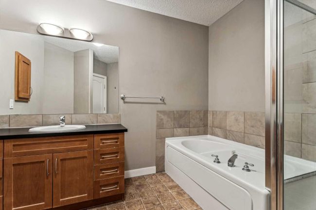 201 - 30 Discovery Ridge Close Sw, Home with 1 bedrooms, 1 bathrooms and 1 parking in Calgary AB | Image 16
