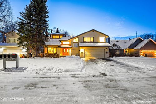 12820 Cumberland Cir, Anchorage, AK, 99516-2746 | Card Image