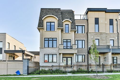 9654 Kennedy Rd, Markham, ON, L6C3J7 | Card Image