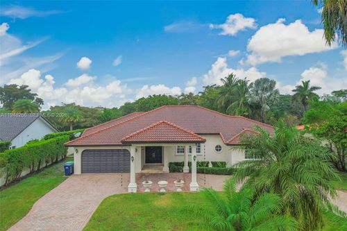 10261 Sw 58th St, Miami, FL, 33173-2859 | Card Image