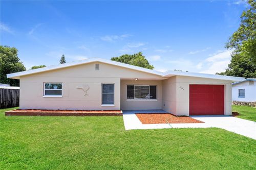 8464 Hollyhock Ave, SEMINOLE, FL, 33777-3730 | Card Image
