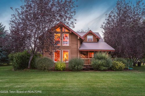 2093 Mountain Meadow Dr, Driggs, ID, 83422-5270 | Card Image