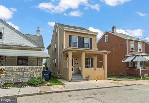 727 Tose St, BRIDGEPORT, PA, 19405-1748 | Card Image