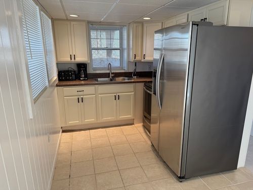 1-187 Taylor Ave, Plymouth, MA, 02360-6378 | Card Image