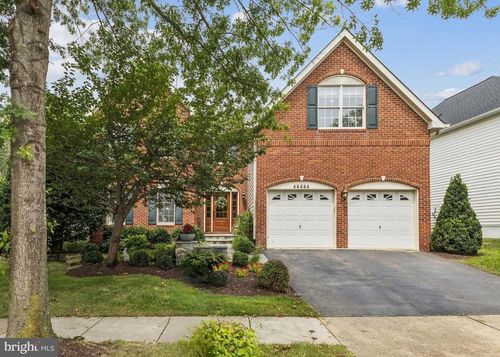 43534 Hyland Hills St, CHANTILLY, VA, 20152-3644 | Card Image