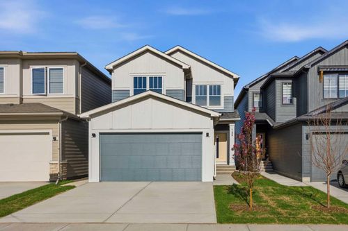 139 Belvedere Cres Se, Calgary, AB, T2A7Y5 | Card Image