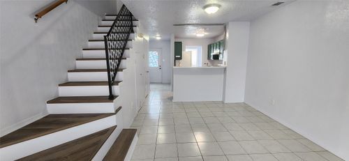 apt-2e-617 Carriagehouse Ln, Garland, TX, 75040-9003 | Card Image