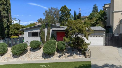 22040 Tiara St, Woodland Hills, CA, 91367-4539 | Card Image
