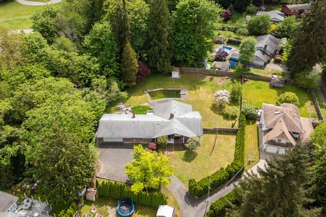 21764 124 Ave, House other with 3 bedrooms, 4 bathrooms and 8 parking in Maple Ridge BC | Image 26