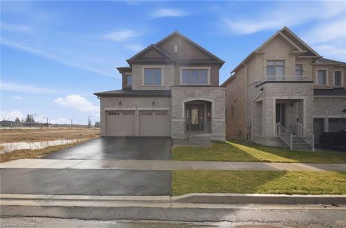 1 Dore Dr, Brantford, ON, N3T0X6 | Card Image