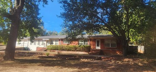 613 Epperson, Hughes Springs, TX, 75656-2038 | Card Image