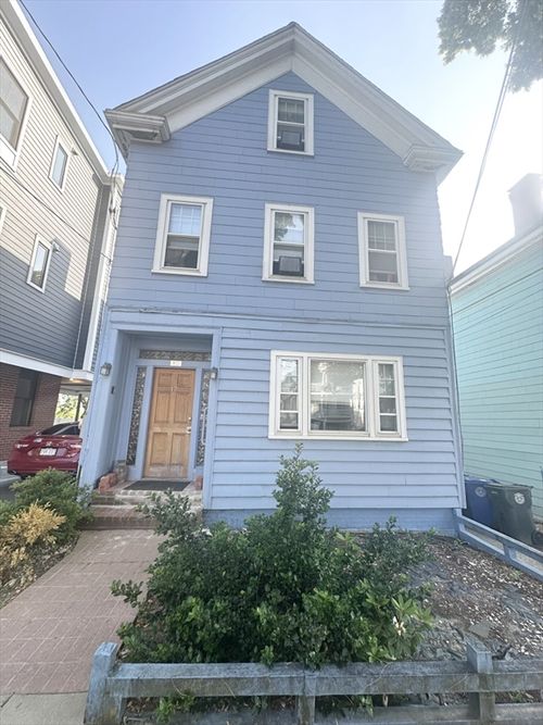 apt-2-17 Suffolk St, Chelsea, MA, 02150-4431 | Card Image