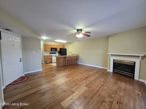 103-2726 Hollywood Ter, Louisville, KY, 40206-2389 | Card Image