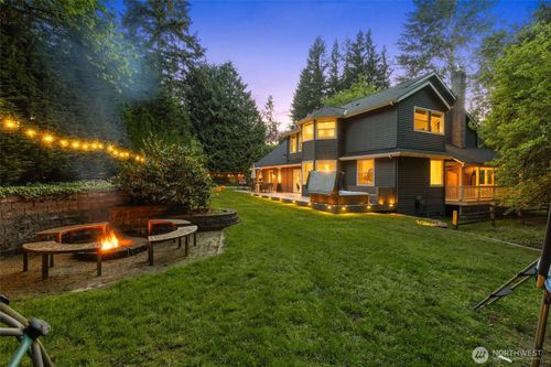 12217 Ne 100th St, Kirkland, WA, 98033-4660 | Card Image