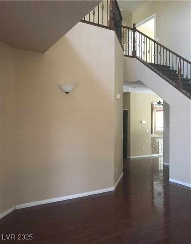7414 Page Ranch Ct, House other with 6 bedrooms, 5 bathrooms and null parking in Las Vegas NV | Image 9