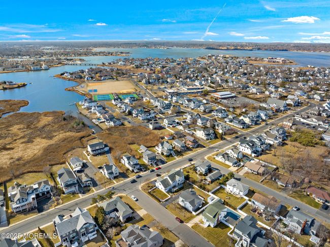 52 Riverdale Ave, House other with 3 bedrooms, 3 bathrooms and null parking in Monmouth Beach NJ | Image 70