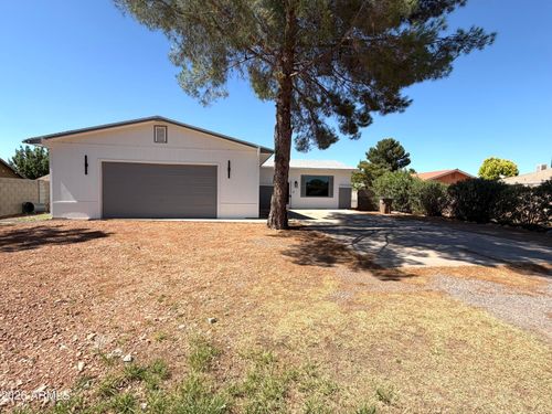 2750 E 15th St, Douglas, AZ, 85607-2602 | Card Image