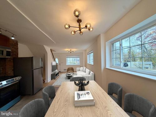 1300 Dexter Ter Se, WASHINGTON, DC, 20020-5204 | Card Image