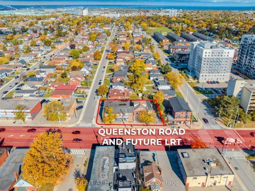 {{alt}} | Card Image