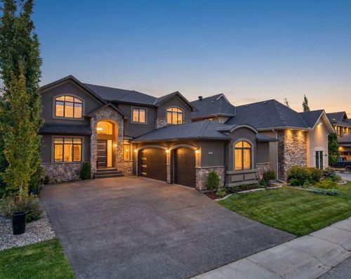 32 Aspen Meadows Manor Sw, Calgary, AB, T3H5Z6 | Card Image