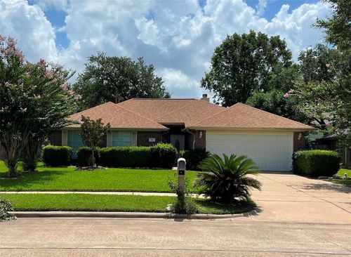 1411 Township Ct, Rosenberg, TX, 77471-6116 | Card Image
