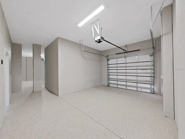 Garage | Image 73