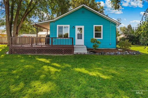 921 W 3rd St, Meridian, ID, 83642-2283 | Card Image