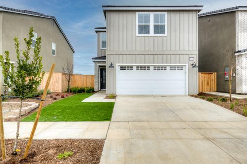 905 Plum Tree Avenue, Clovis, CA, 93619 | Card Image