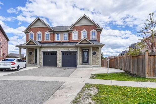 37 Sussexvale Dr, Brampton, ON, L6R3R5 | Card Image