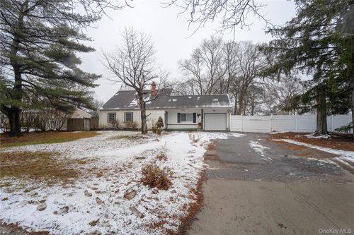 382 Jamaica Avenue, Brookhaven, NY, 11763 | Card Image