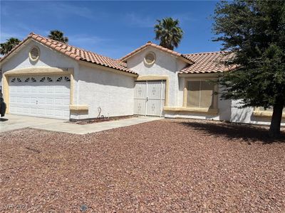 118 Queenswreath Drive, House other with 3 bedrooms, 2 bathrooms and null parking in North Las Vegas NV | Image 1