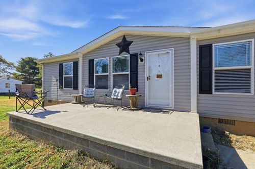 1136 Patrick Rd, Stanford, KY, 40484-7887 | Card Image