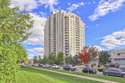 712 - 7 N Park Rd, Condo with 2 bedrooms, 2 bathrooms and 1 parking in Vaughan ON | Image 2