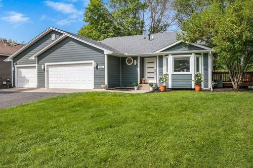 13744 94th Ave N, Maple Grove, MN, 55369-9391 | Card Image