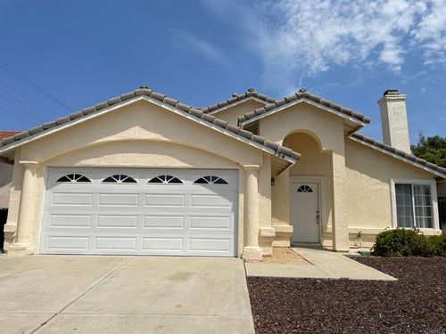 326 Old Stage Ct, Fallbrook, CA, 92028 | Card Image