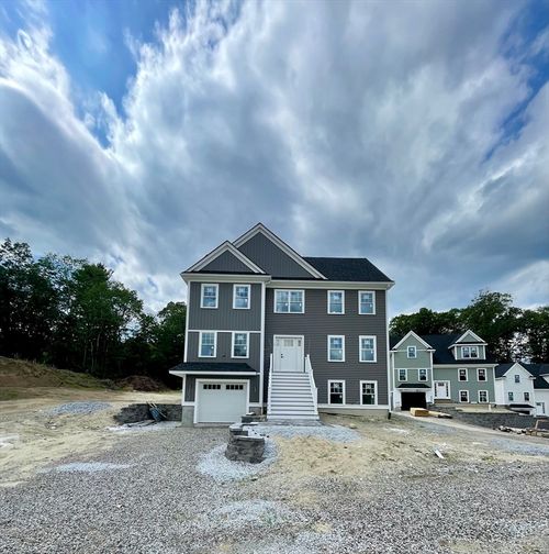 17 Sylvan Hill Xing, Haverhill, MA, 01832-4492 | Card Image