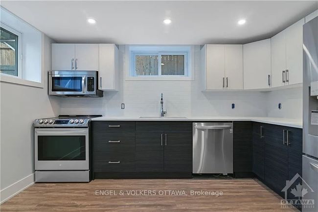 4 - 569 Mcleod St, House other with 2 bedrooms, 2 bathrooms and null parking in Ottawa ON | Image 12