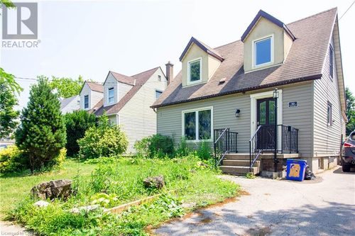 30 Eastvale Pl, Hamilton, ON, L8H1P1 | Card Image