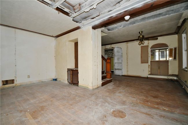 305 Hemlock Rd, House other with 3 bedrooms, 2 bathrooms and 2 parking in Trafford PA | Image 4