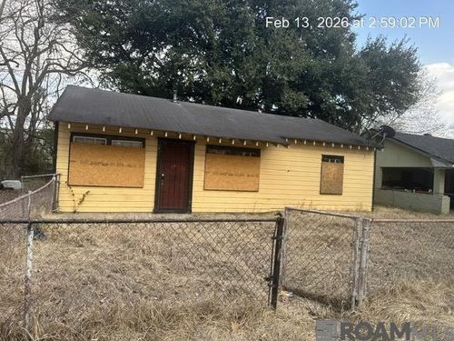 5262 E Brookstown Dr, Baton Rouge, LA, 70805-3726 | Card Image