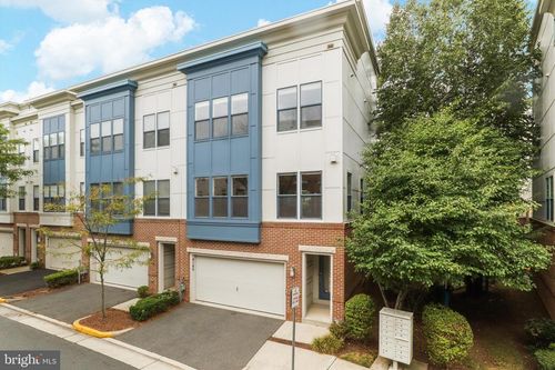 4166 Rush St, FAIRFAX, VA, 22033-5524 | Card Image