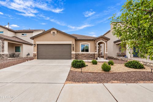 3649 Summit St, El Paso, TX, 79938-4681 | Card Image