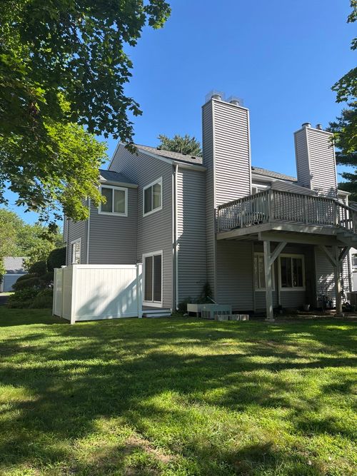 5-5 Autumn Ln, Amherst, MA, 01002-3316 | Card Image