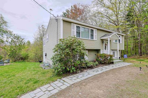 80 Hovey Rd, Londonderry, NH, 03053-2935 | Card Image
