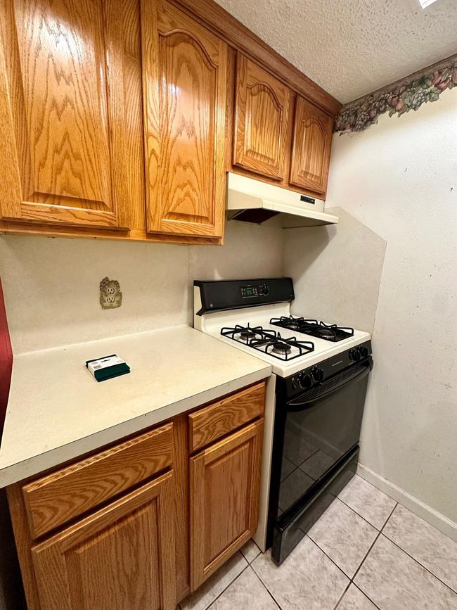 6206 Antha St, House other with 3 bedrooms, 2 bathrooms and null parking in Houston TX | Image 7