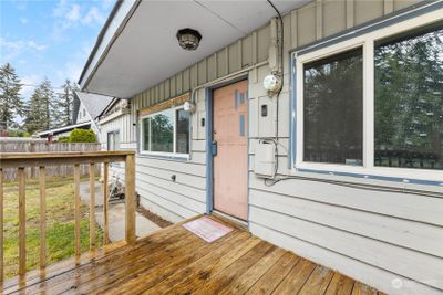 5503 Detroit Avenue Sw, House other with 3 bedrooms, 1 bathrooms and 2 parking in Lakewood WA | Image 2