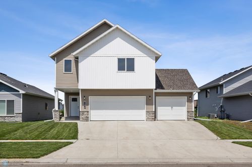 1247 Jill Dr W, West Fargo, ND, 58078-2964 | Card Image