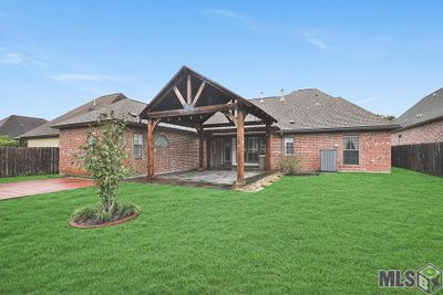 9067 Foxgate Dr, House other with 4 bedrooms, 2 bathrooms and null parking in Baton Rouge LA | Image 2