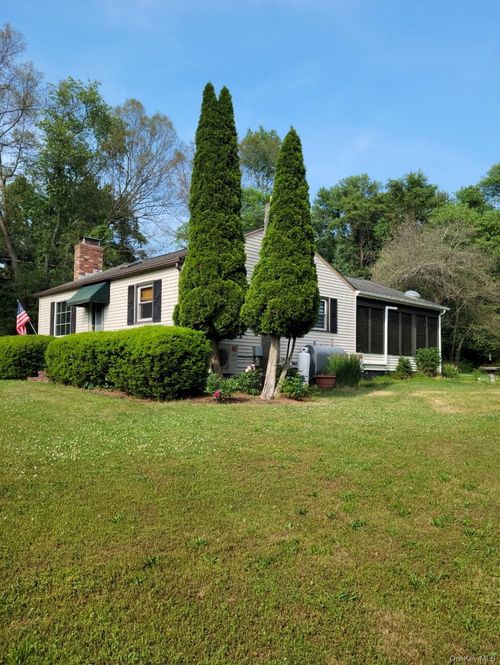 1406 Route 82, East Fishkill, NY, 12533-3314 | Card Image