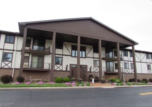unit-136-4849 Grace Rd, North Olmsted, OH, 44070-3766 | Card Image
